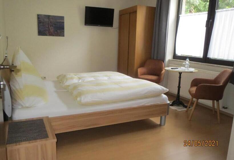 Отель Und Gästehaus Gute Quelle