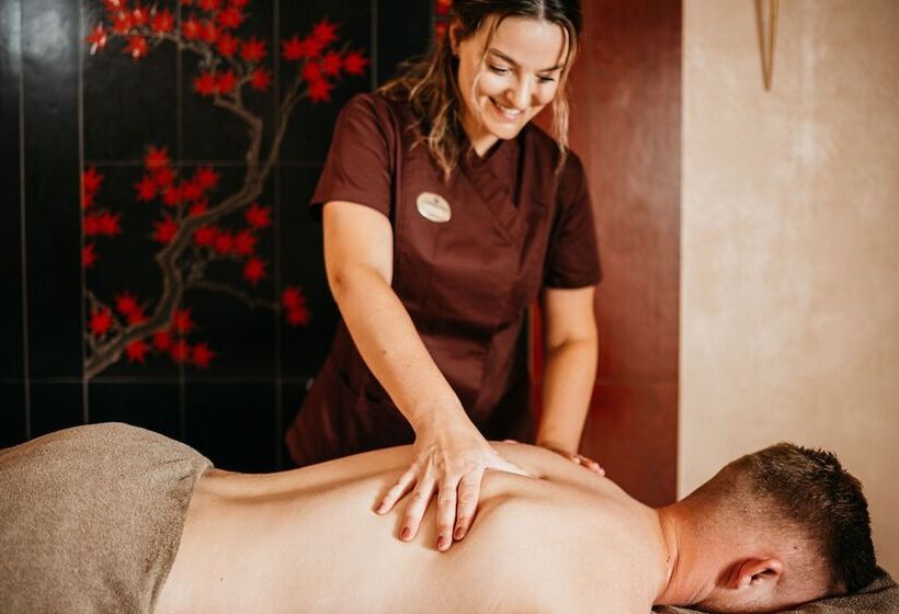 Отель Weisser Bär