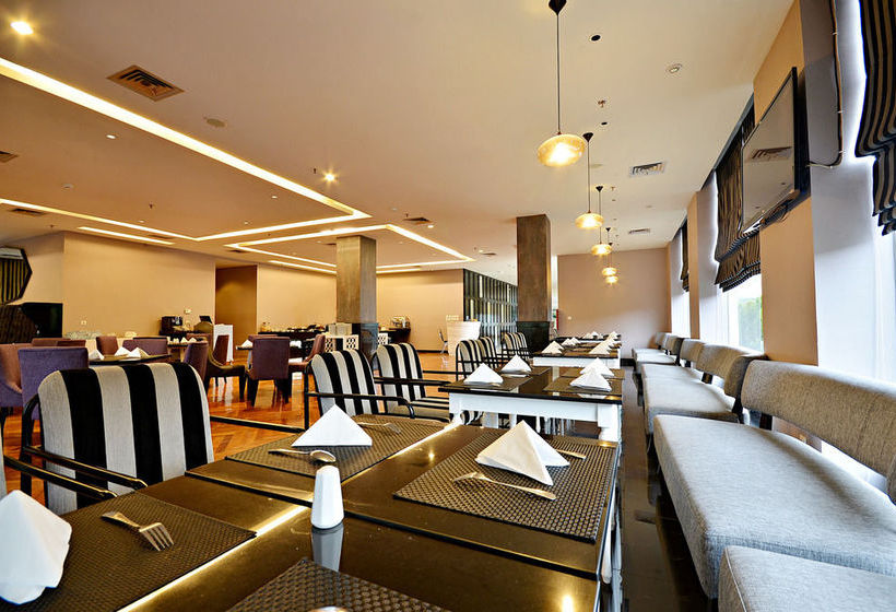 ホテル Zen Rooms Mampang Tendean