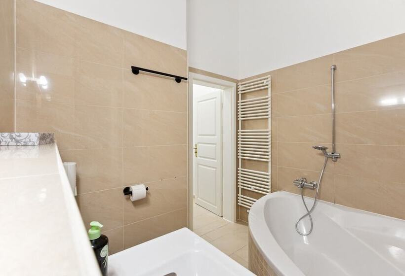 Limehome Dresden Antonstraße