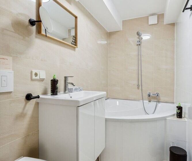 Limehome Dresden Antonstraße