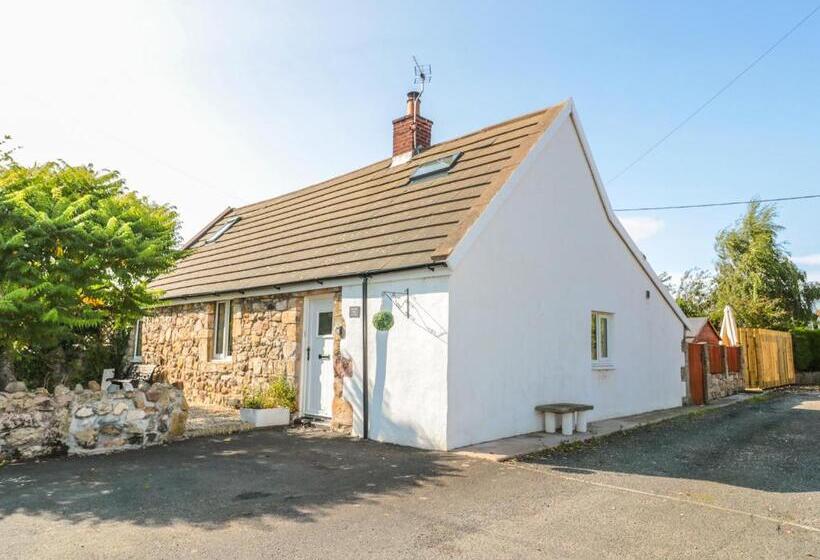 Lindisfarne Cottage