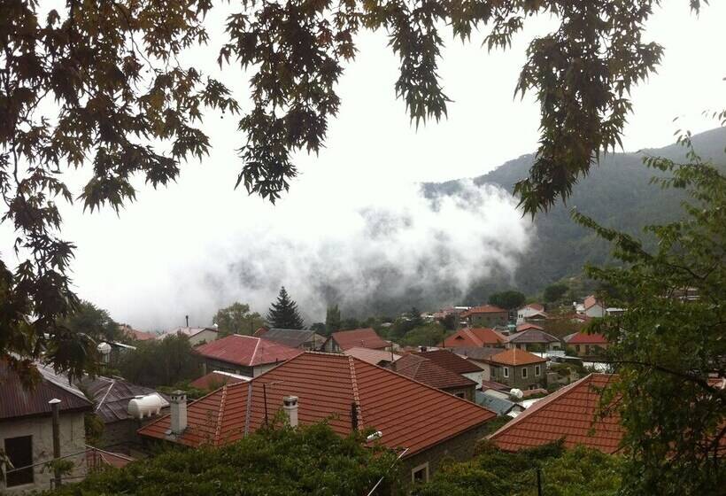 Mountain Rose Hotel & Restaurant