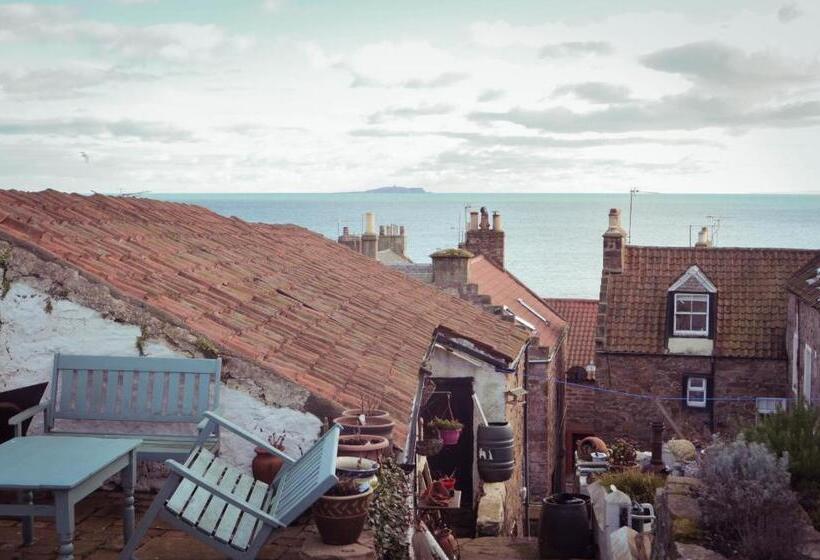 Murray Library Hostel