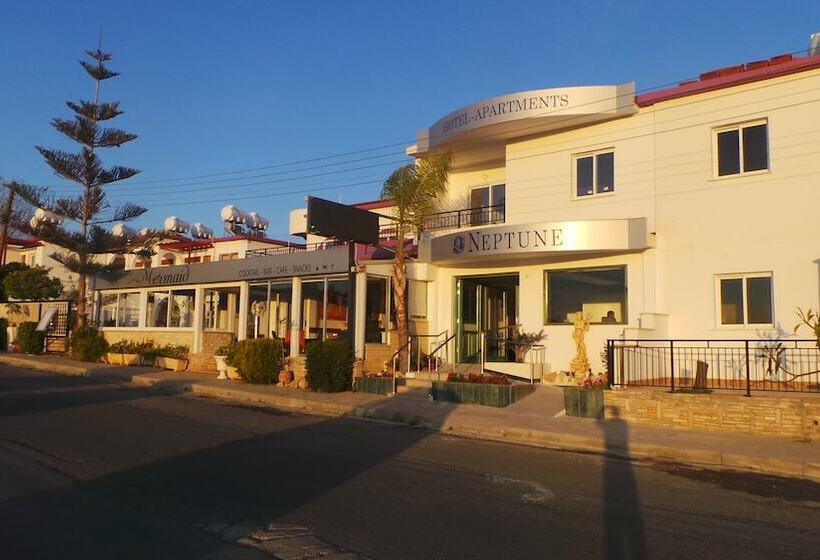 Neptune Hotel Apartments Paphos