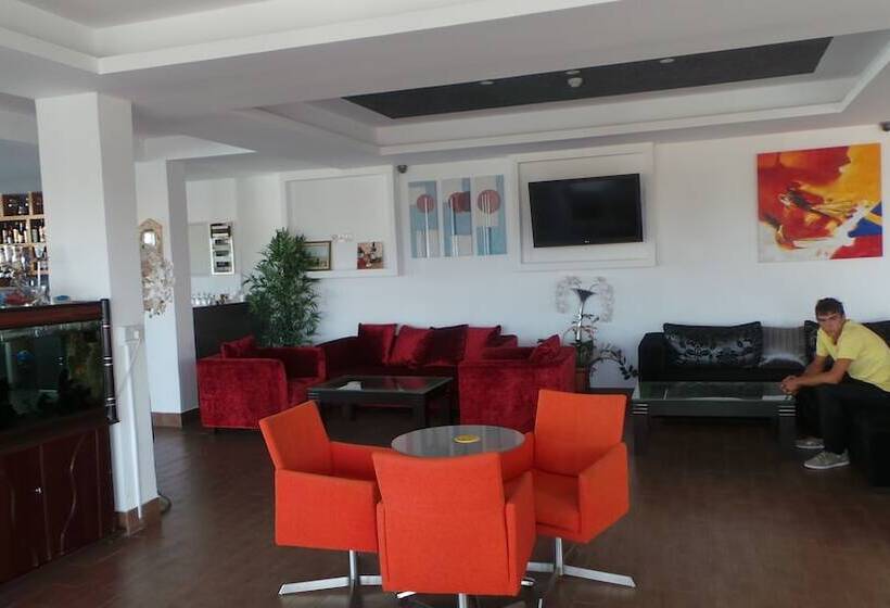 Neptune Hotel Apartments Paphos