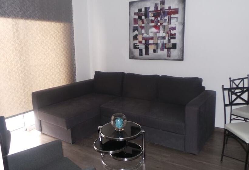 Neptune Hotel Apartments Paphos