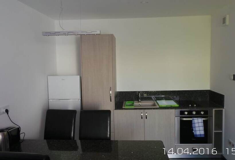 Neptune Hotel Apartments Paphos