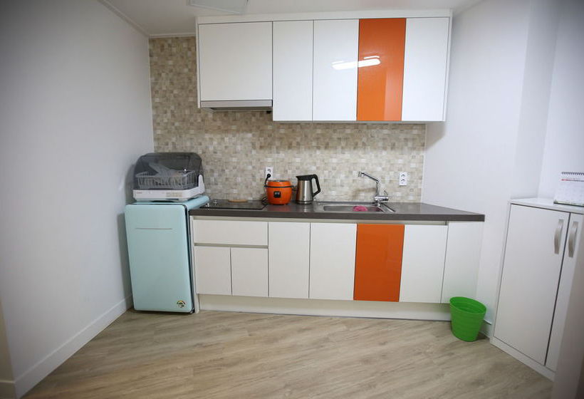 膳宿费 Sogondak House Jeju