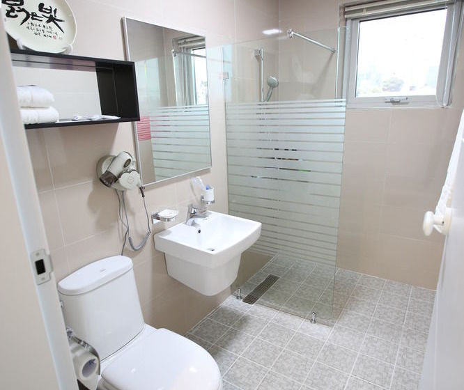 膳宿费 Sogondak House Jeju