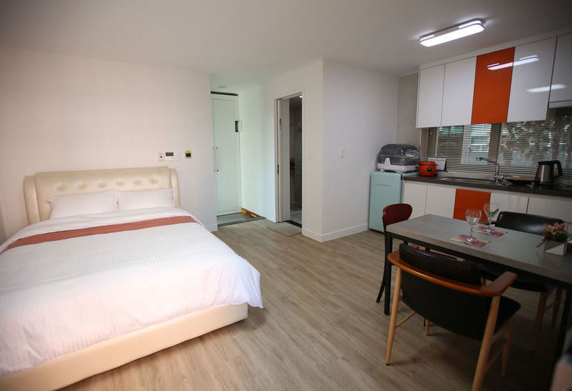 膳宿费 Sogondak House Jeju