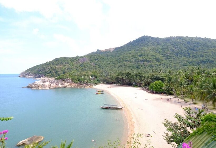 Курорт Mai Pen Rai Bungalows