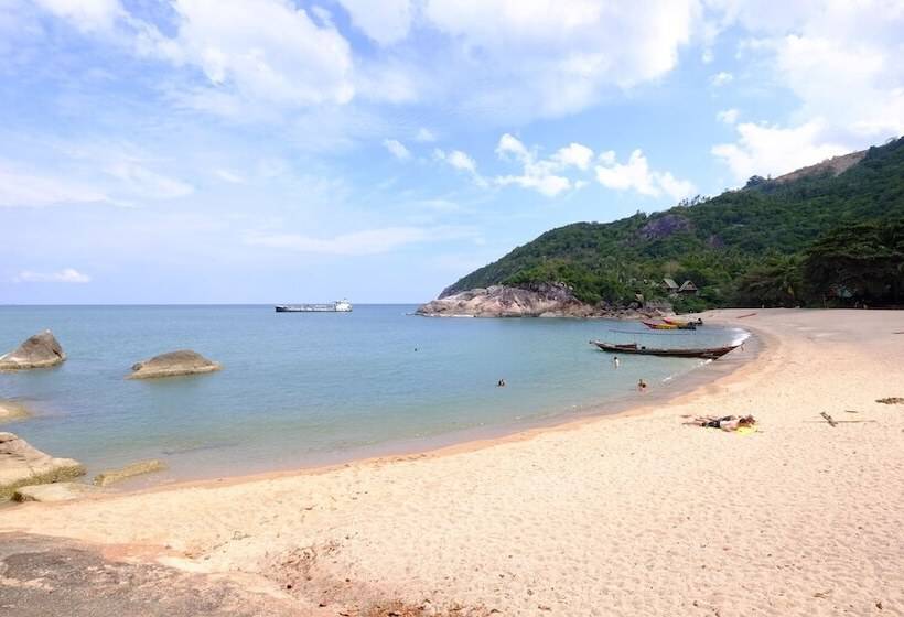 Курорт Mai Pen Rai Bungalows