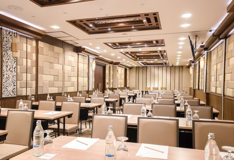 Rimnaam Klangchan Hotel Sha Plus