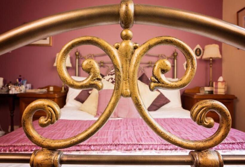 Roscrea Bed & Breakfast