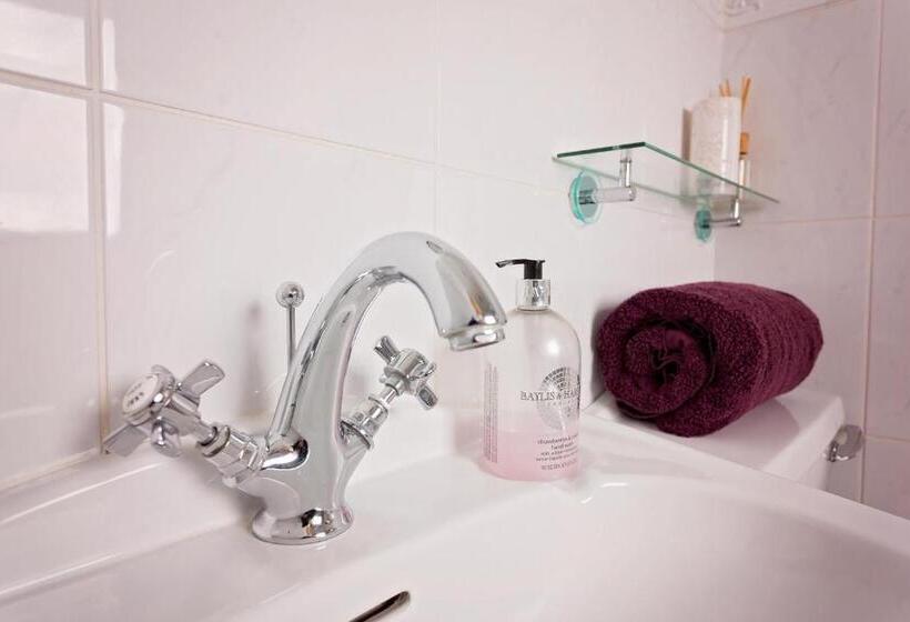 Roscrea Bed & Breakfast