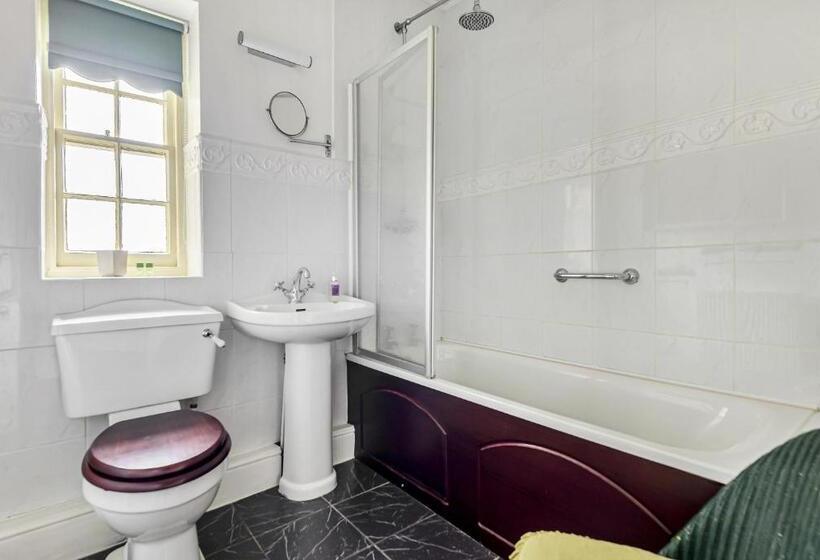 Roscrea Bed & Breakfast