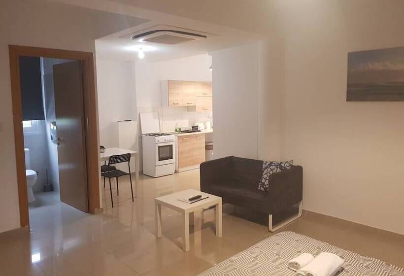 Valentinos Apartments