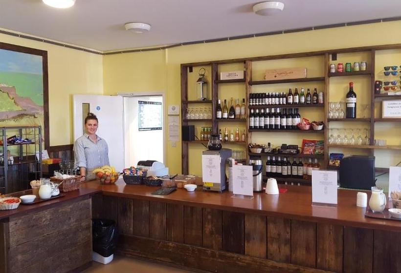 هاستل Jersey Accommodation And Activity Centre