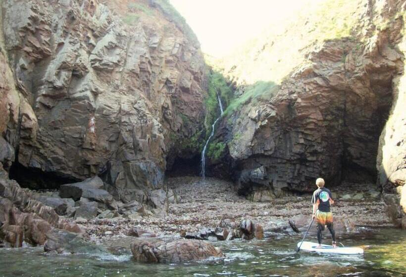 هاستل Jersey Accommodation And Activity Centre