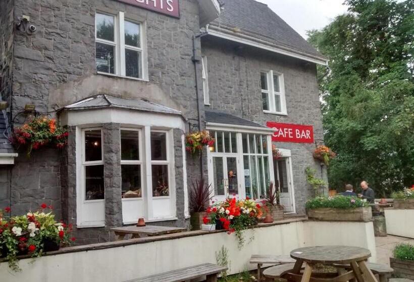 Общежитие The Heights Bunkhouse