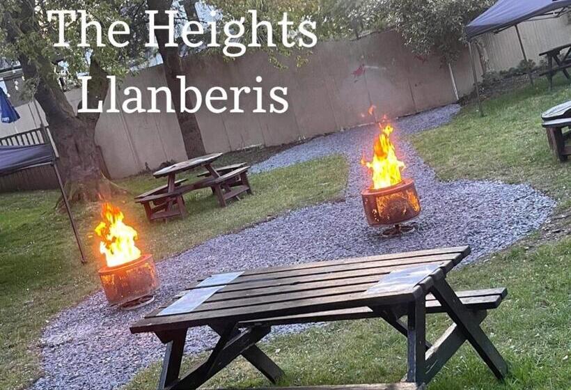 Общежитие The Heights Bunkhouse