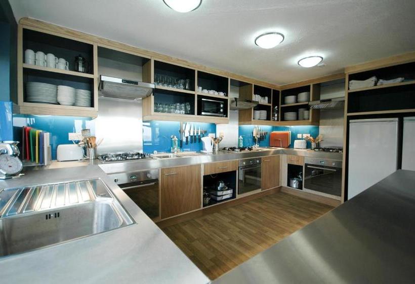 Hostel Yha Poppit Sands