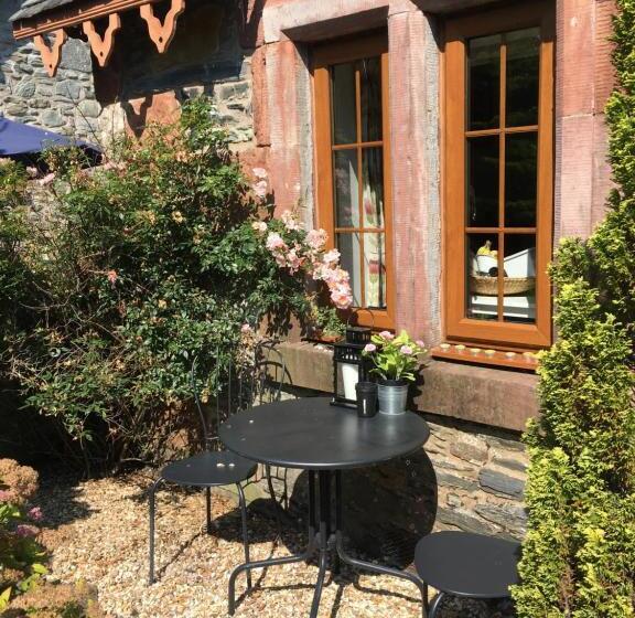 Alderdale B&b