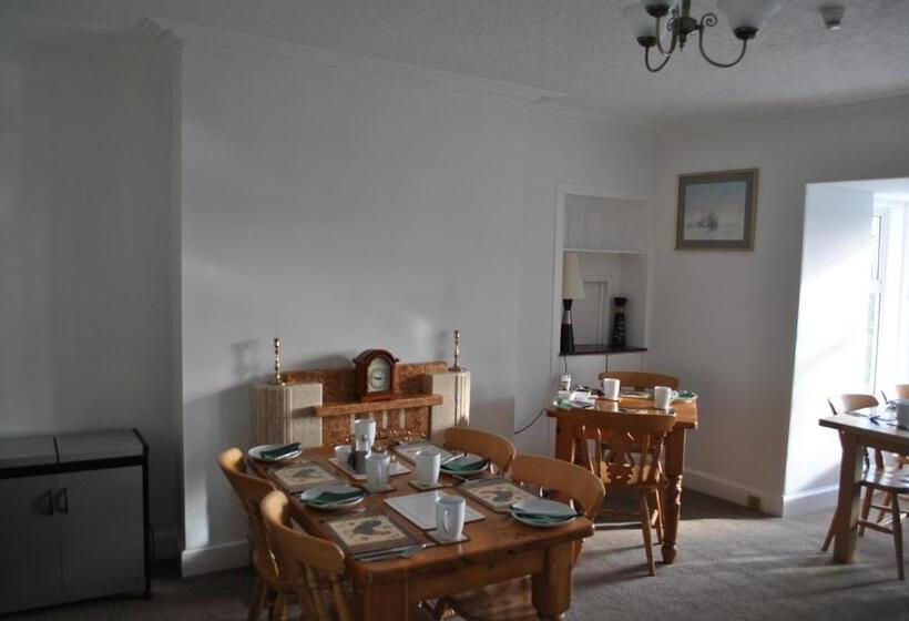 ベッドアンドブレックファースト Airds Farm Guest House