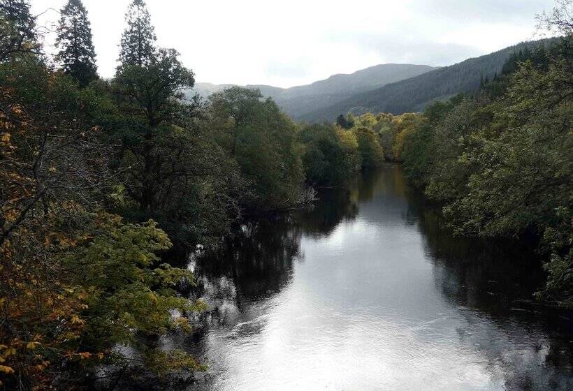 مبيت وإفطار Airlie House Self Catering