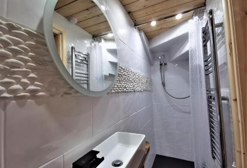 민박 Anchoragewells Next The Sea