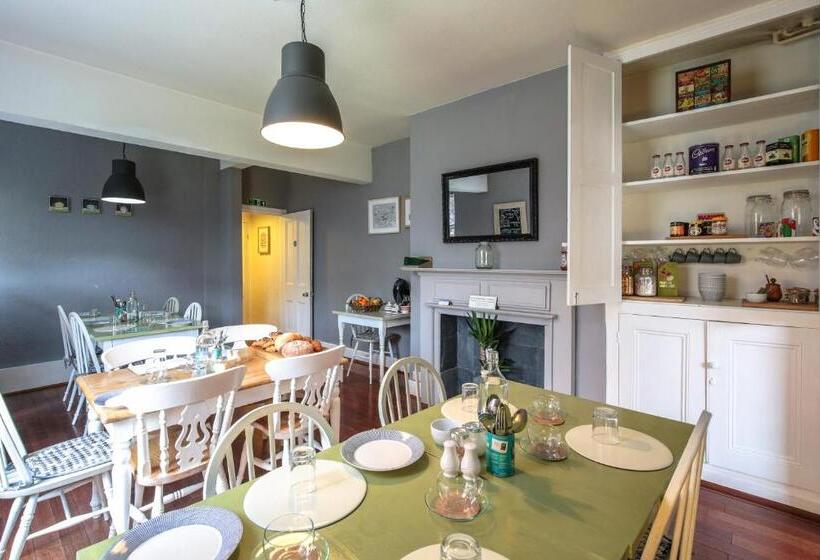 Bed and Breakfast Baytree Lodge