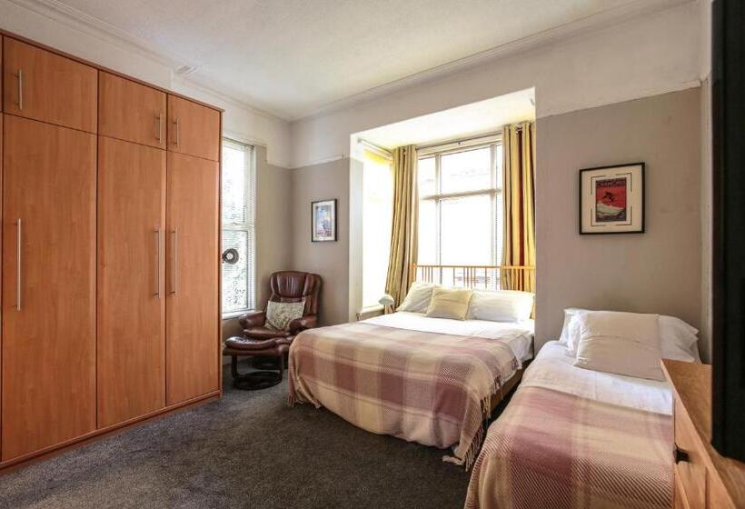 Bed and Breakfast Baytree Lodge