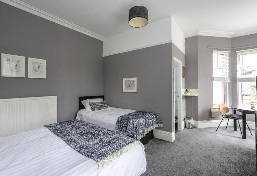 Bed and Breakfast Baytree Lodge