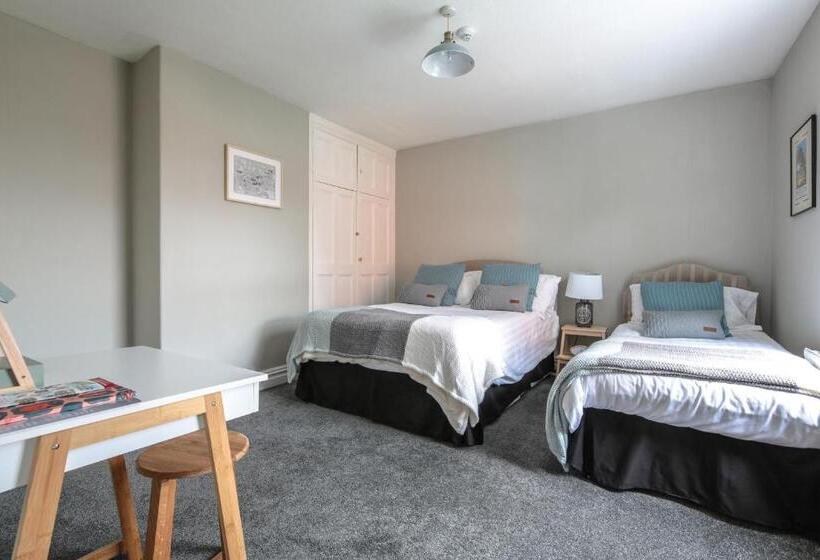 Bed and Breakfast Baytree Lodge