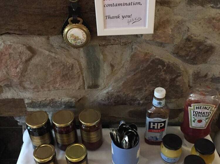 مبيت وإفطار Borderers Inn