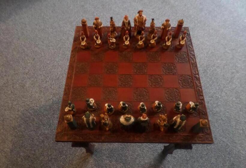 مبيت وإفطار Camfield House