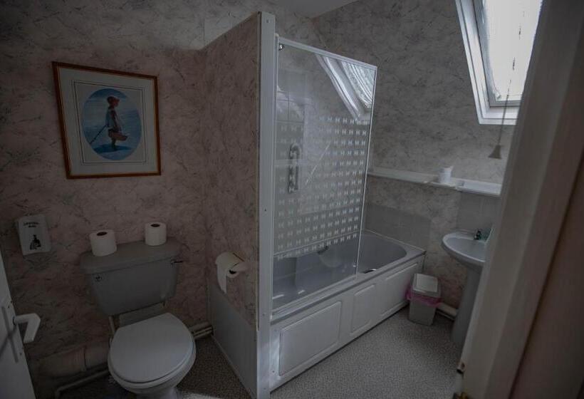 مبيت وإفطار Claremont Guesthouse