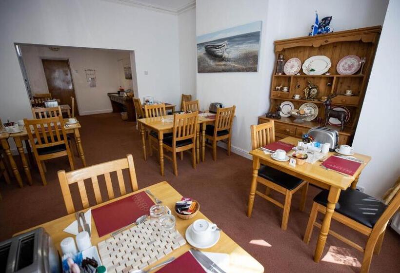 مبيت وإفطار Claremont Guesthouse