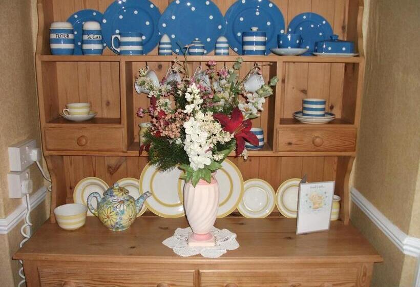 مبيت وإفطار Claremont Guesthouse