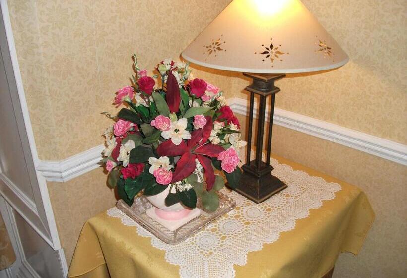 مبيت وإفطار Claremont Guesthouse