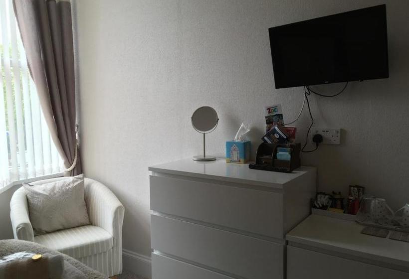 تختخواب و صبحانه Cliveden Guest House