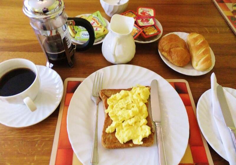 ベッドアンドブレックファースト Elgin Villa