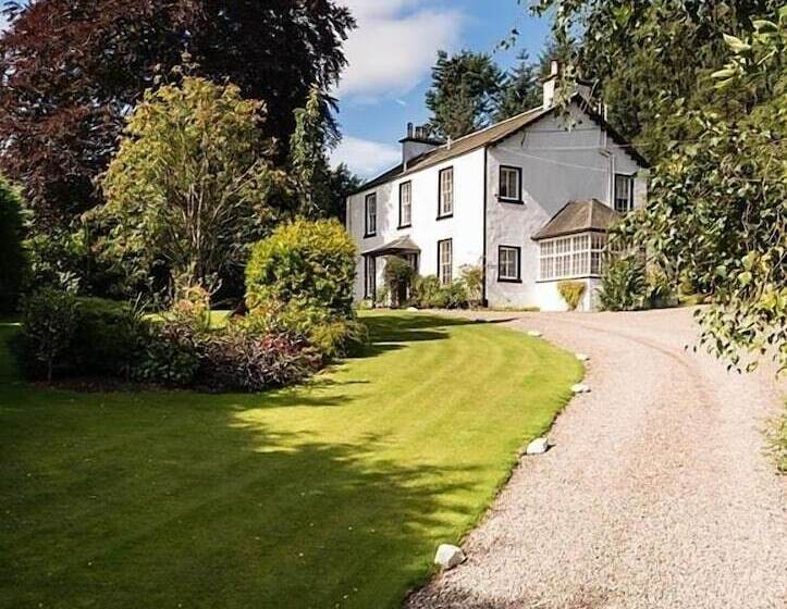 مبيت وإفطار Glenshieling House