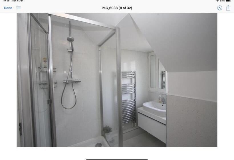 צימר Harford En Suite Rooms