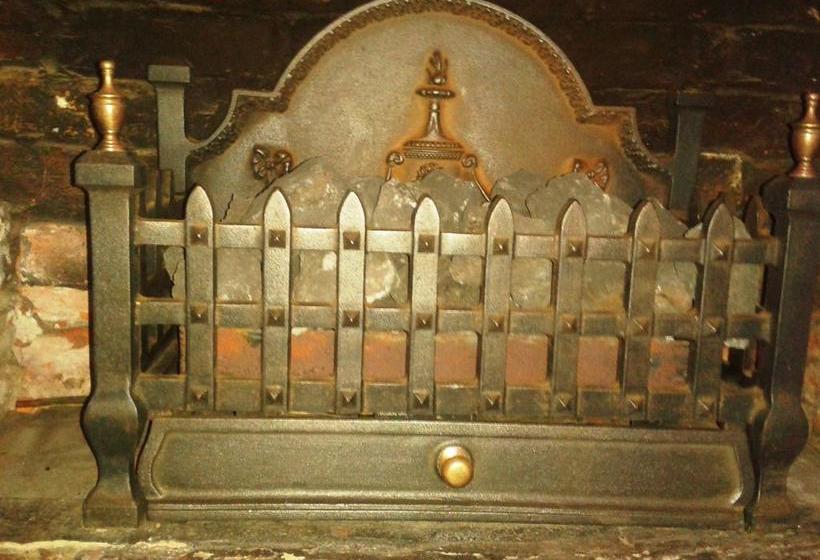 민박 Keats Cottage