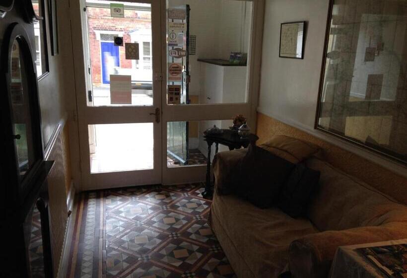 住宿加早餐  Kirkgate House