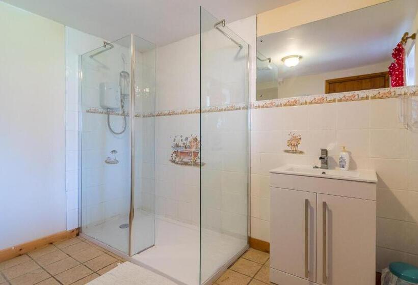 ベッドアンドブレックファースト Little Abbey Farm