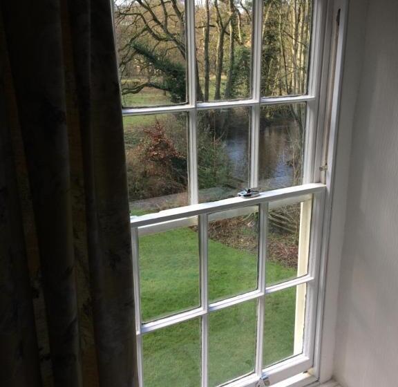 مبيت وإفطار Lowther House