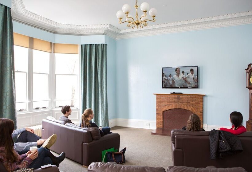 ベッドアンドブレックファースト Mcintosh Hall   Campus Accommodation